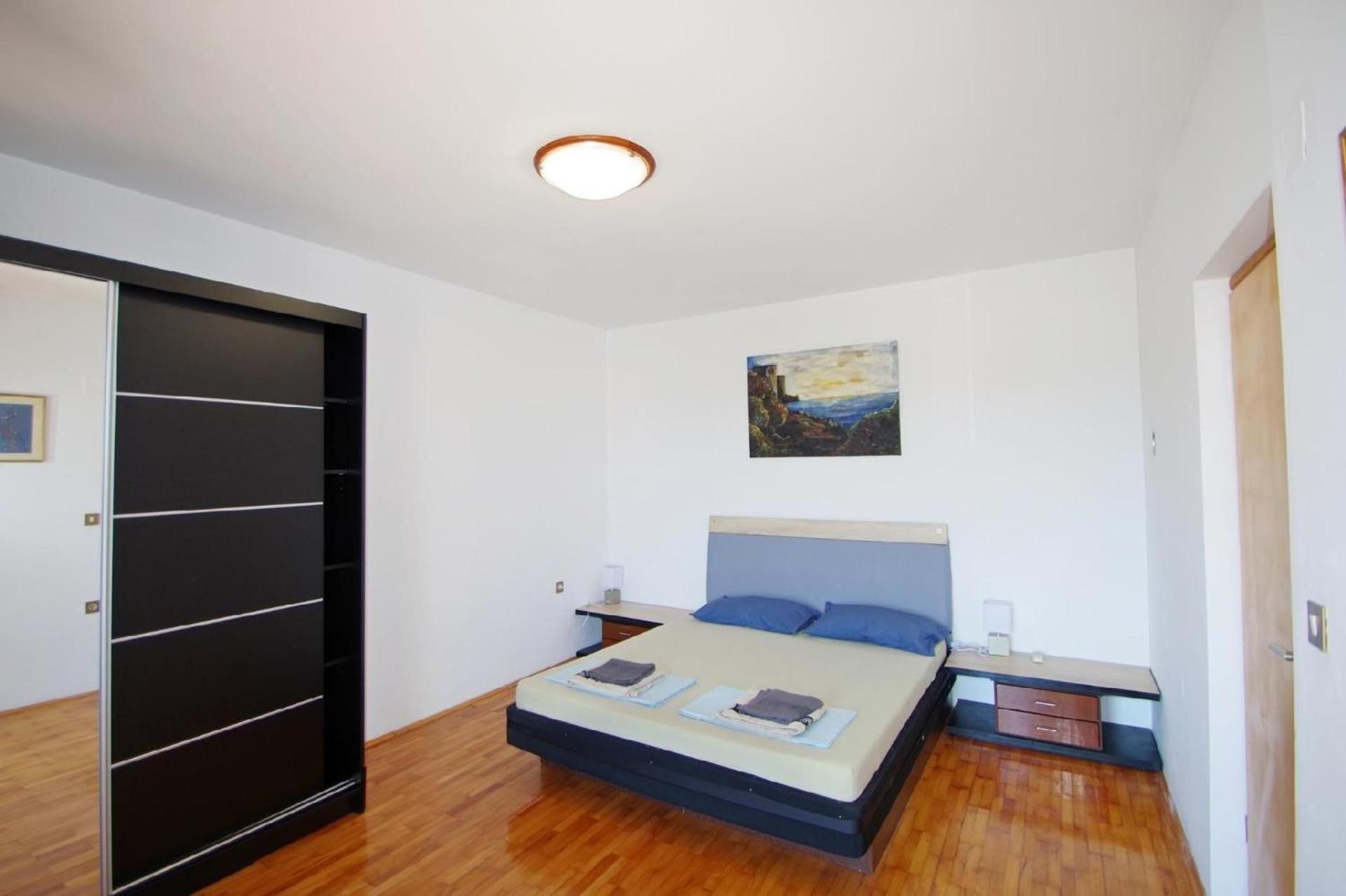 Apartman In Mit Terrasse, Grill Und Garten Pula