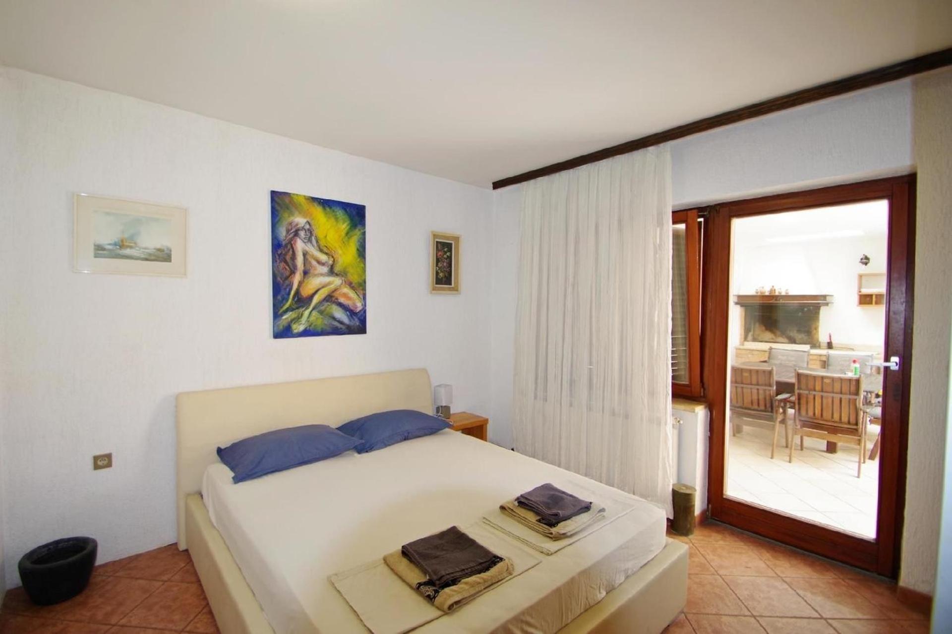 Apartman In Mit Terrasse, Grill Und Garten *